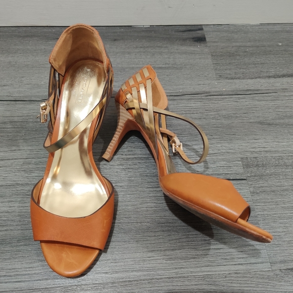 Coach Kayson tan and gold strap sandals heels 9.5 - Picture 2 of 9